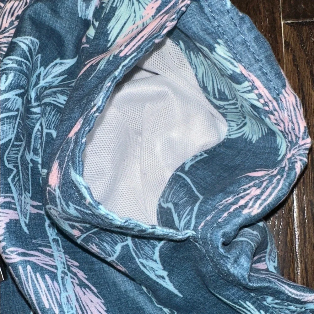The endless summer Tropical Blue Palm Swim Shorts size large